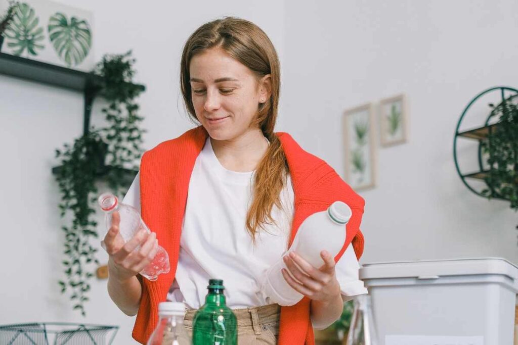 Riciclo bottiglei di plastica
