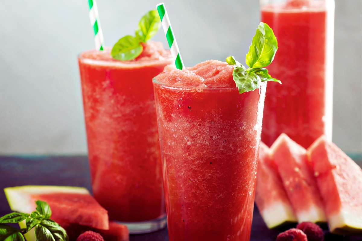 Questa granita fatta in casa ti rinfresca in un attimo: solo 3 ingredienti