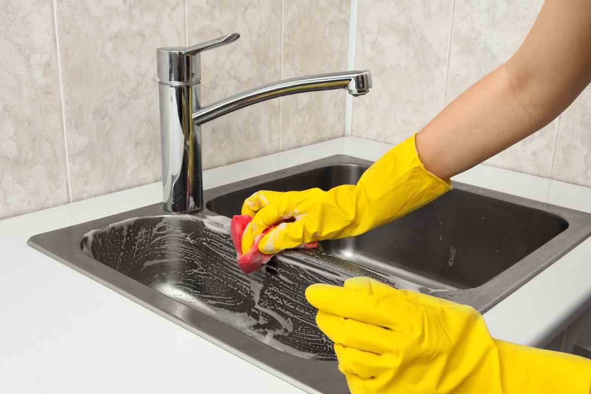 Questa è la frequenza giusta per lavare tutto in cucina, ecco i dettagli