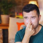 Puzza insopportabile dopo le ferie, il trucco geniale